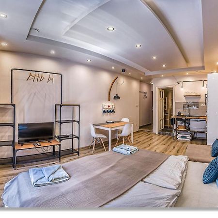 Downtown Boutique Suite Budapest Esterno foto