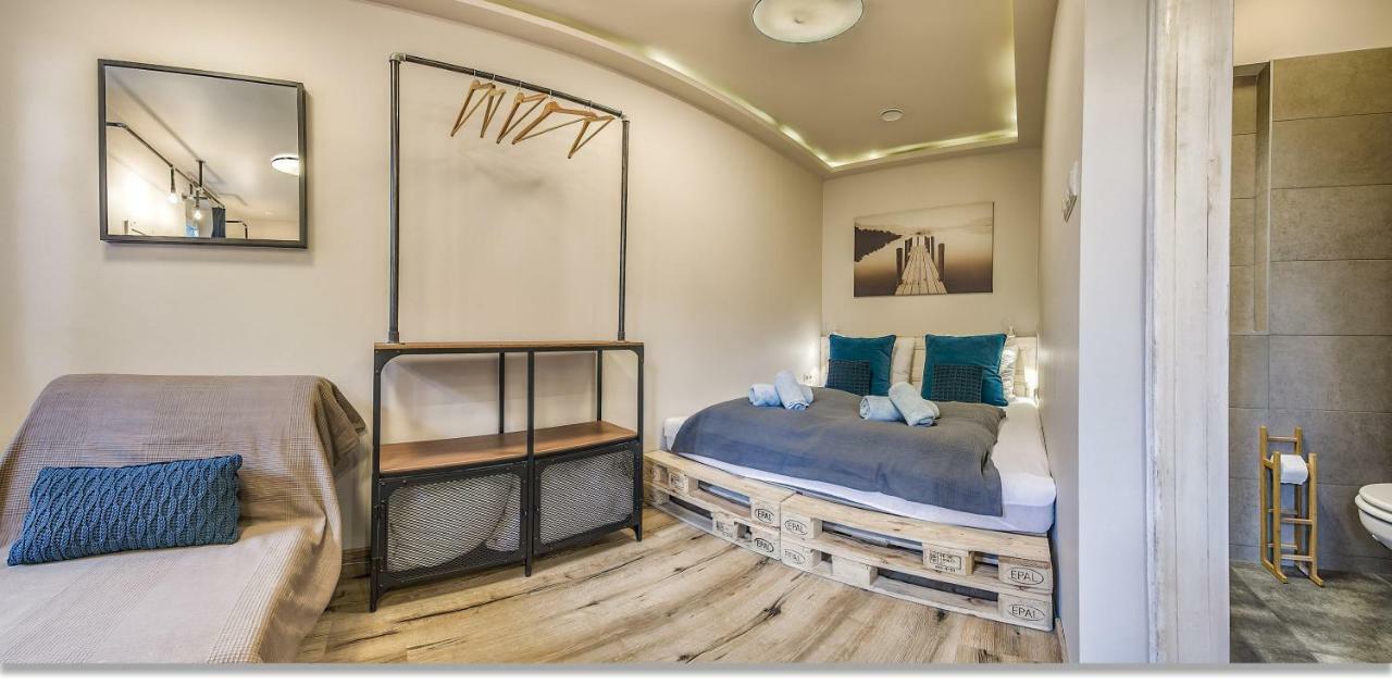 Downtown Boutique Suite Budapest Esterno foto